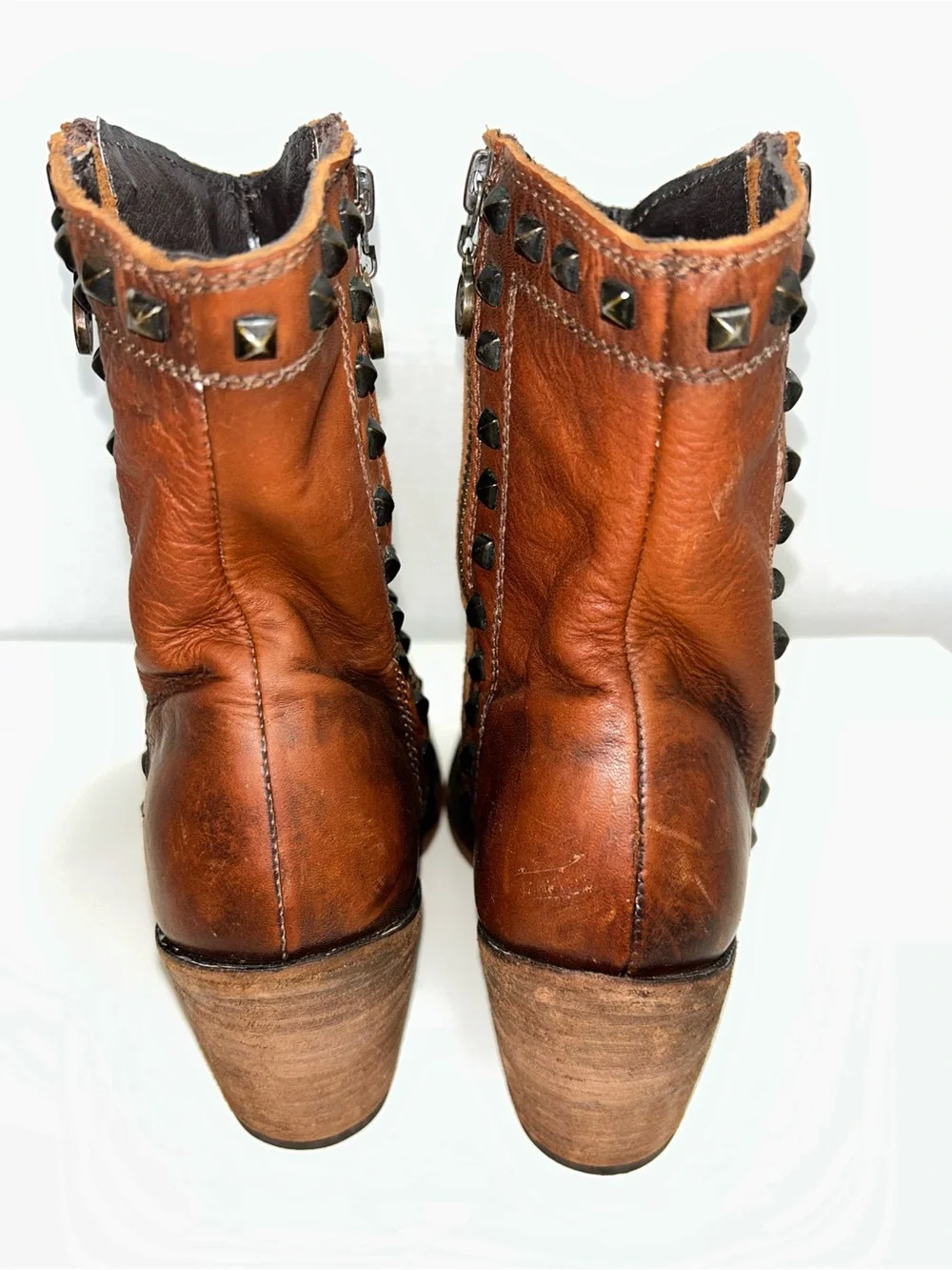 Liberty Black Delano Cotto Brown Distressed Leather Studded Western Cowboy Boot